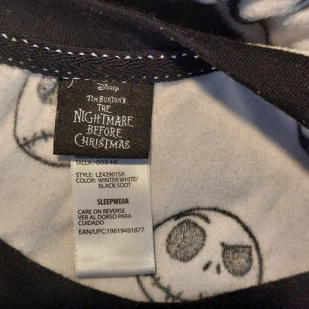 Pajama Top Nightmare Before Christmas Fleece Soft Long Sleeved‎ Shirt L (12-14)